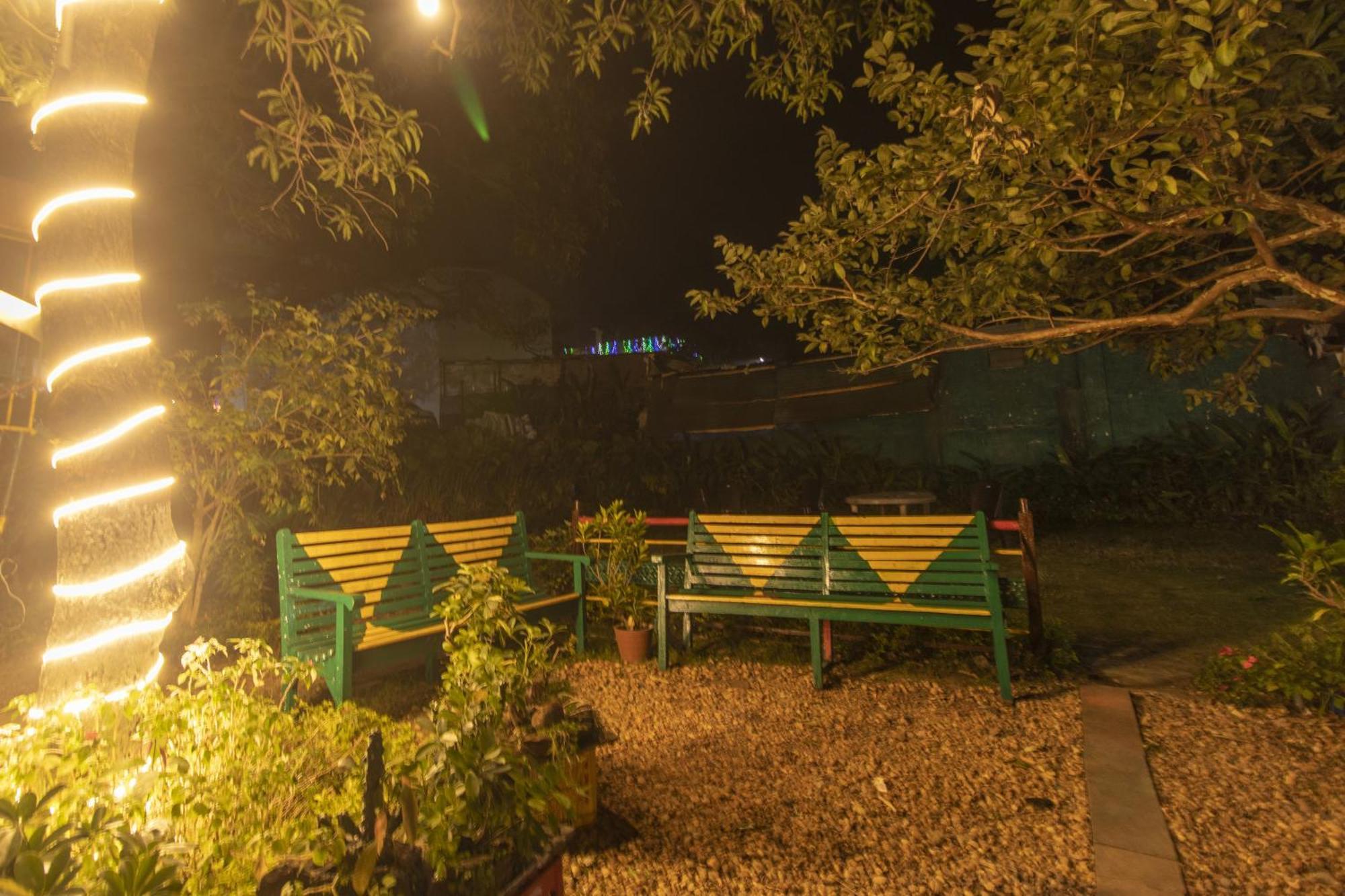 Wow Stayz2 Misty Meadows Pachmarhī Buitenkant foto